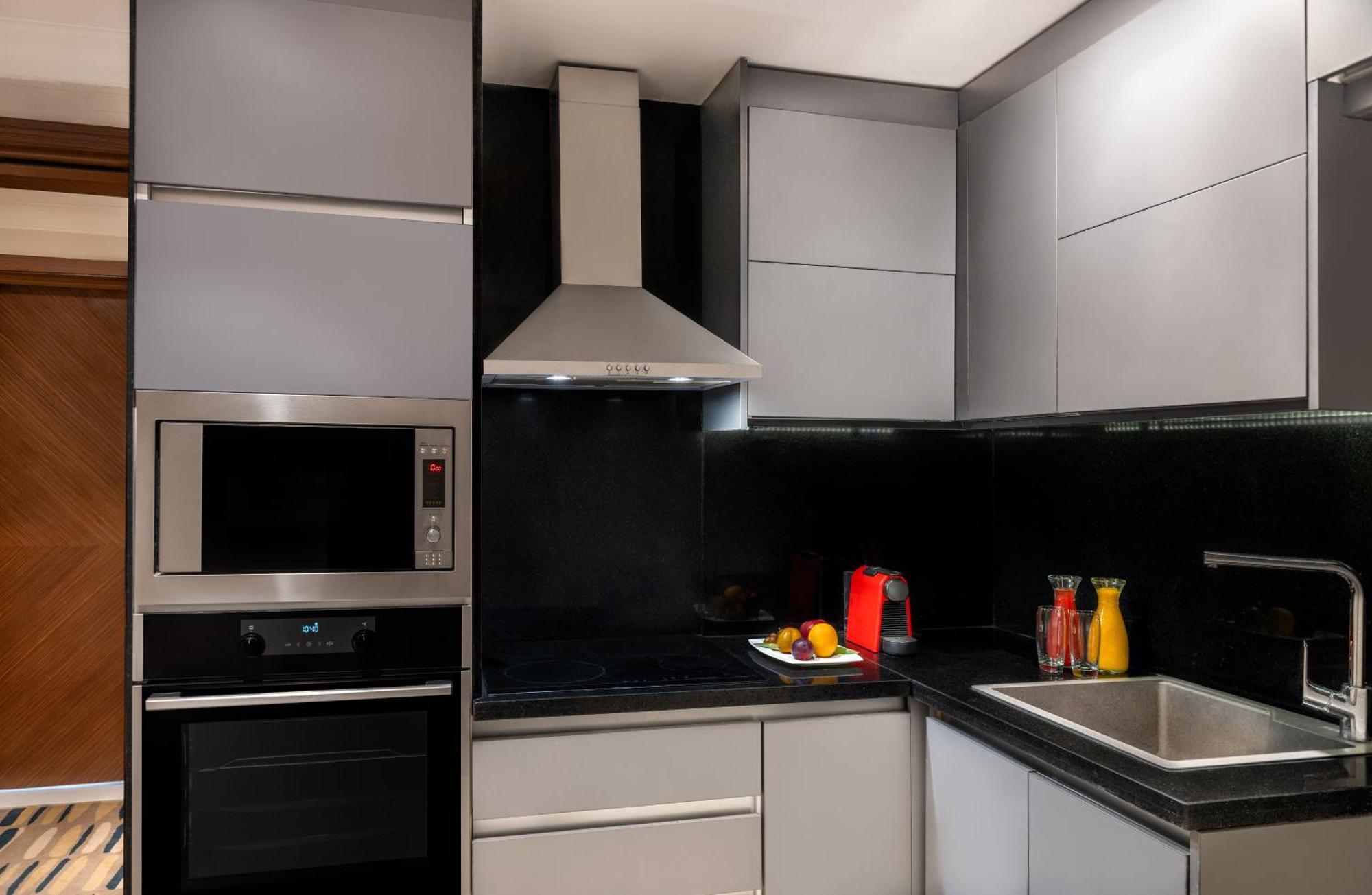 Sofitel Cairo Downtown Nile Hotel Exterior photo A modern kitchen